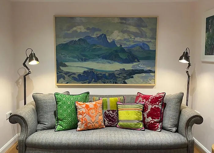Stylish Georgian Townhouse In Central London