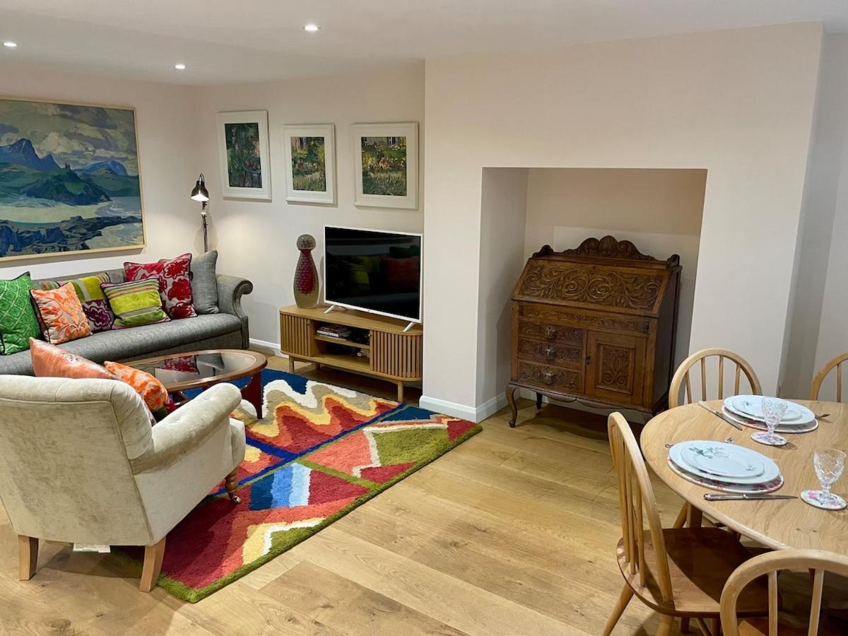 Villa Stylish Georgian Townhouse In